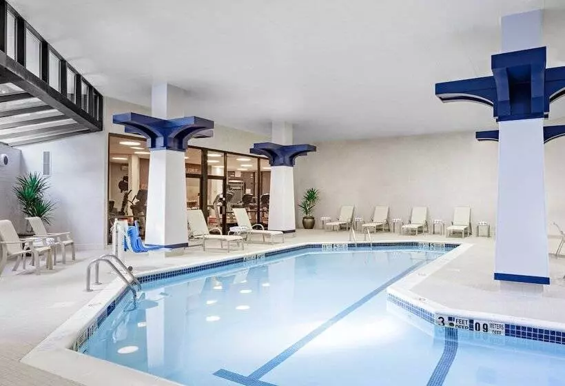 ホテル Sheraton Syracuse University  & Conference Center