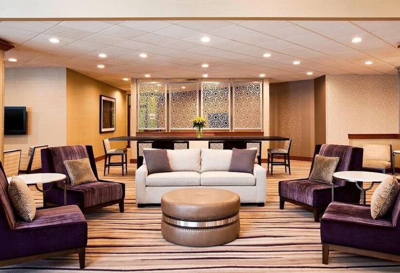 Szálloda Sheraton Syracuse University & Conference Center