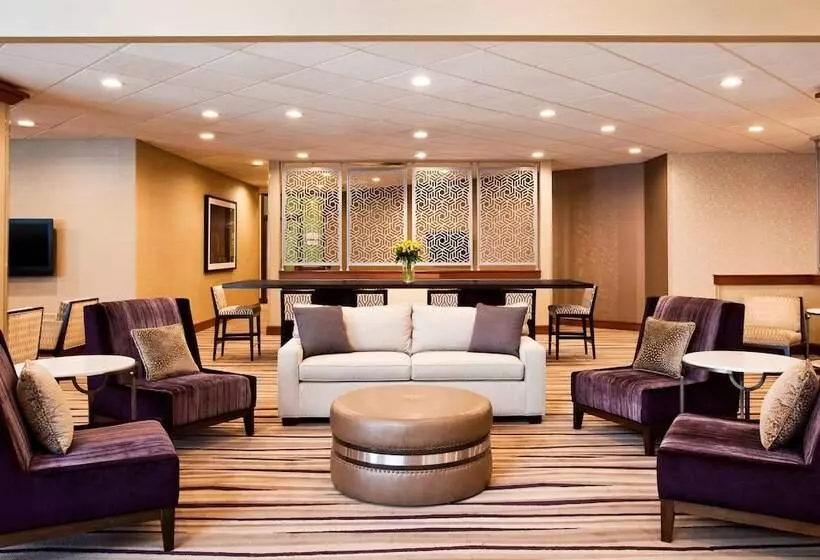 Hotel Sheraton Syracuse University  & Conference Center