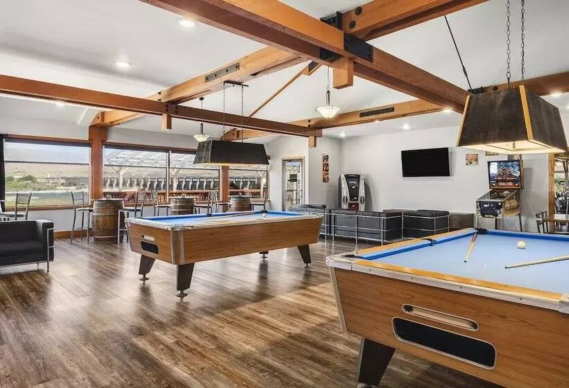 Columbia River Hotel, Ascend Hotel Collection