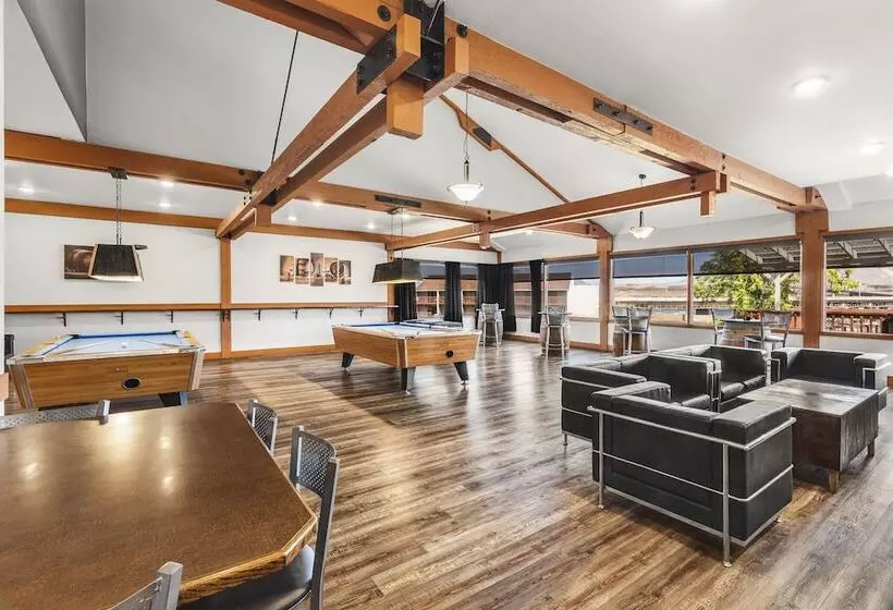 Columbia River Hotel, Ascend Hotel Collection