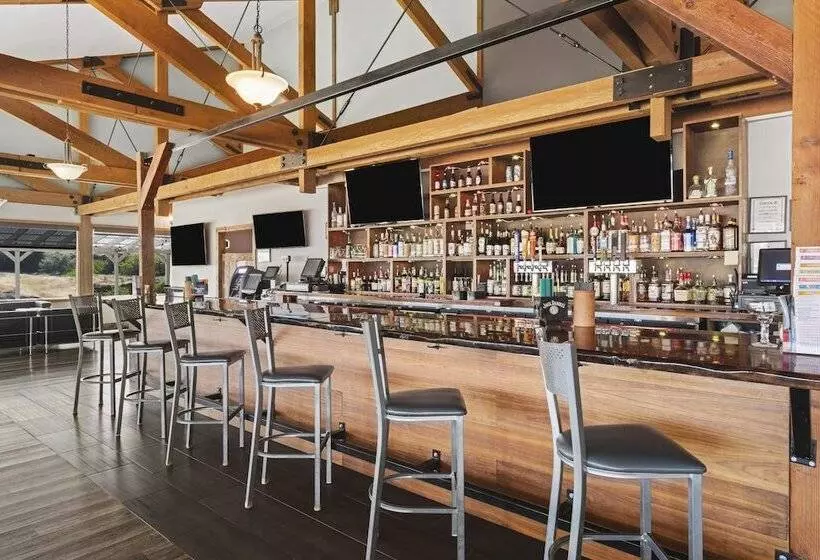 Columbia River Hotel, Ascend Hotel Collection