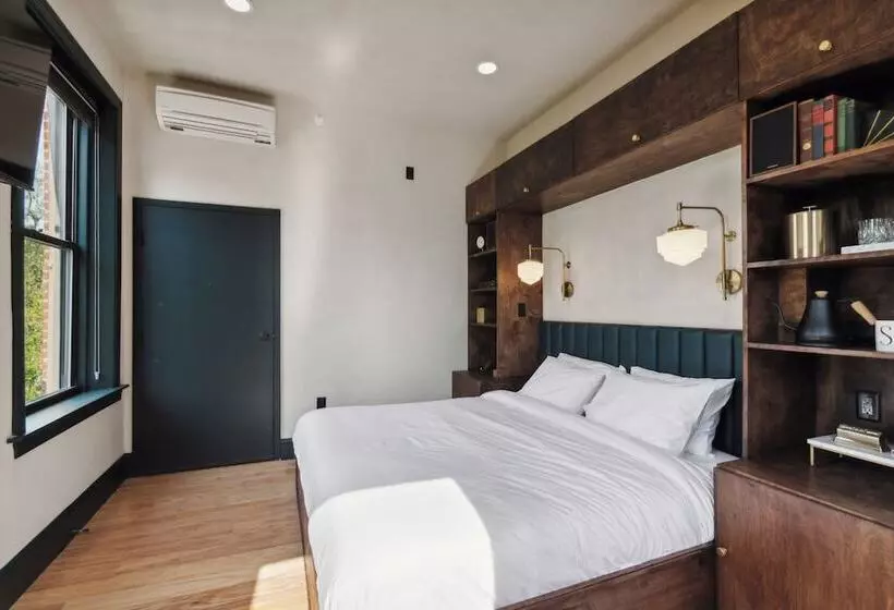 ホテル Society Hill