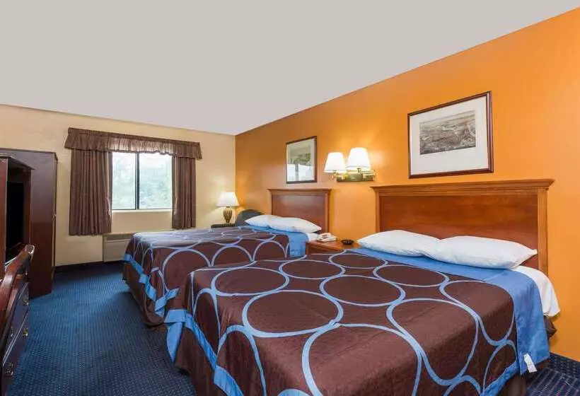 فندق Super 8 By Wyndham Hartford