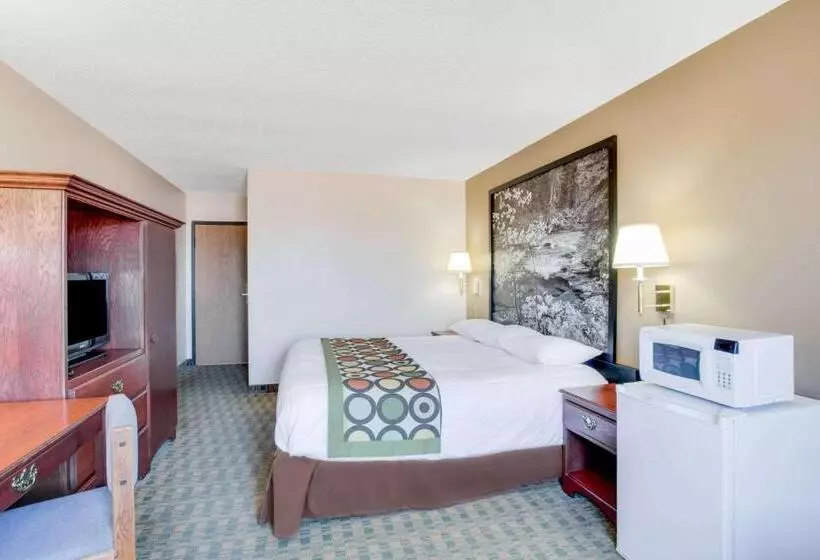 فندق Super 8 By Wyndham Mitchell