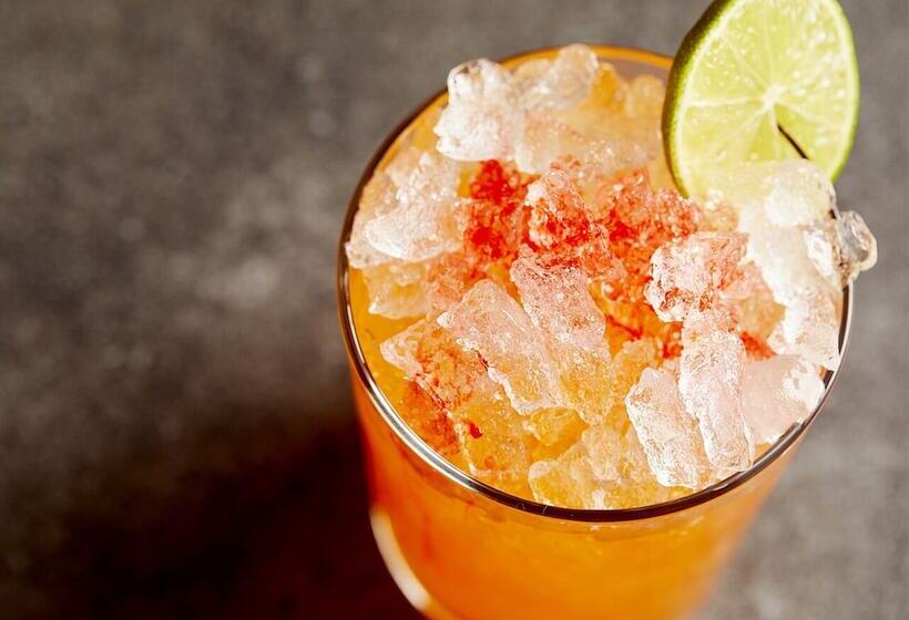 هتل The Colonnade