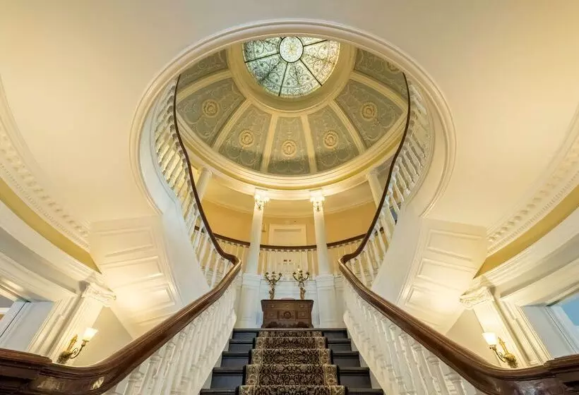 The Strathallan Rochester Hotel & Spa   Doubletree By Hilton