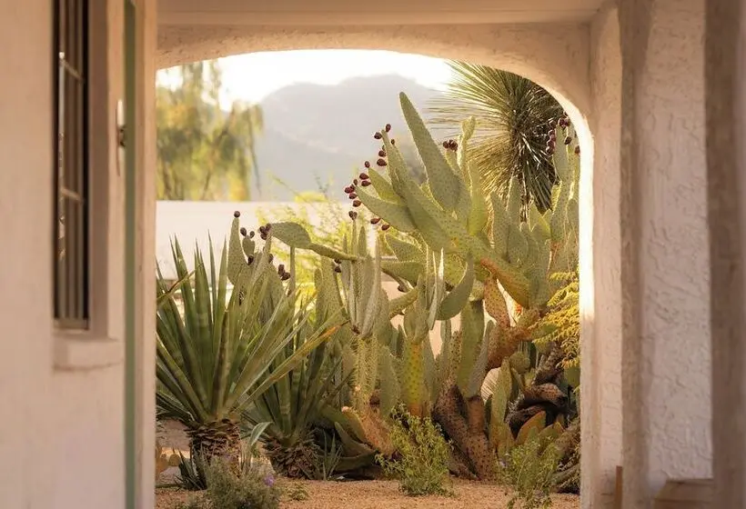 Kimpton Miralina Resort and Villas by IHG