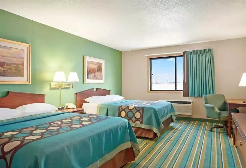 Motel Coratel Inn & Suites By Jasper Hastings