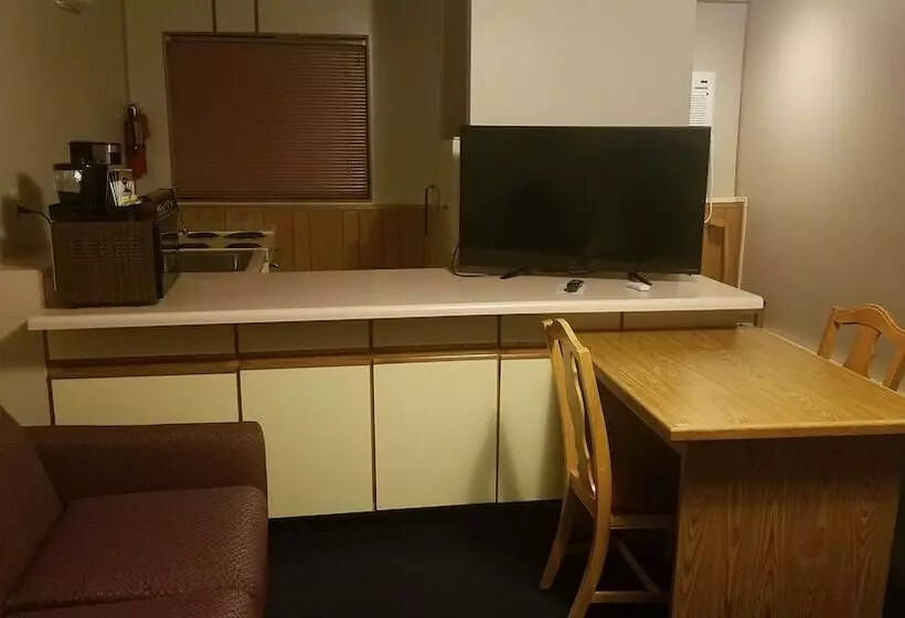 מוטל Super 8 By Wyndham Milbank Sd