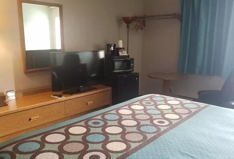 מוטל Super 8 By Wyndham Milbank Sd