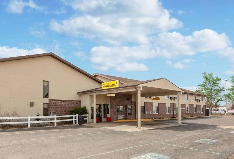 مُتل Super 8 By Wyndham North Platte