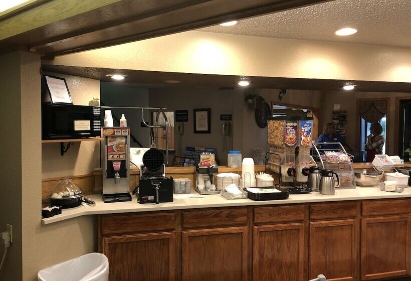 مُتل Super 8 By Wyndham North Platte