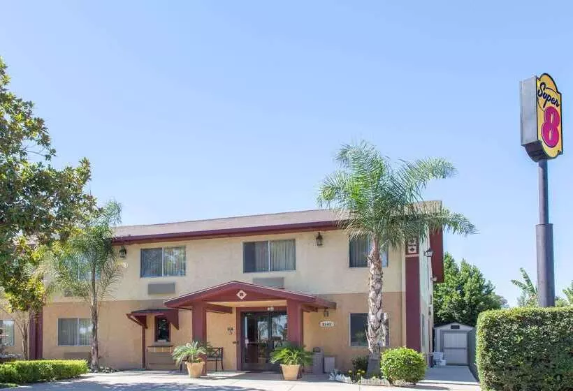 汽车旅馆  Super 8 By Wyndham Selma/fresno Area