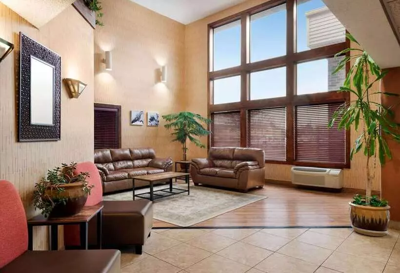 فندق على الطريق Super 8 By Wyndham Wausau