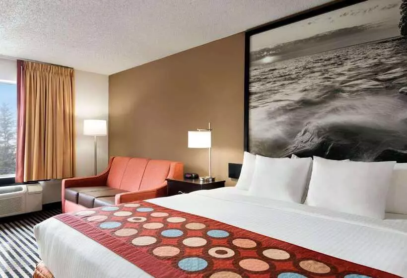 فندق على الطريق Super 8 By Wyndham Wausau