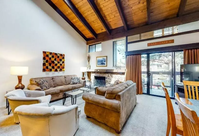 Курорт Tahoe Beach And Ski