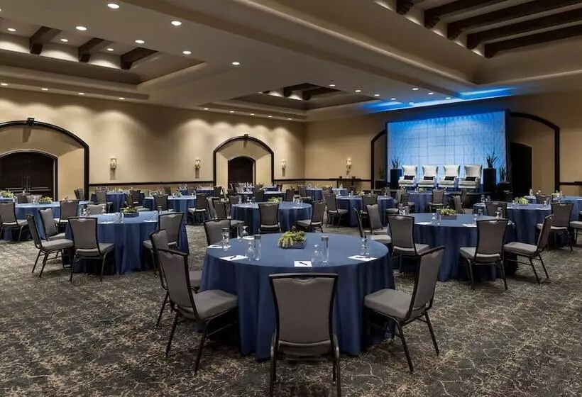 The Scottsdale Plaza Resort & Villas