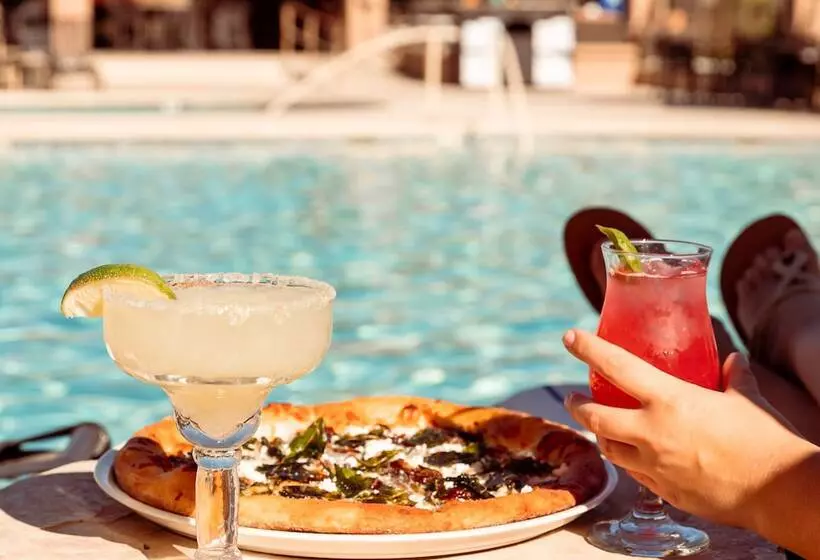 The Scottsdale Plaza Resort & Villas