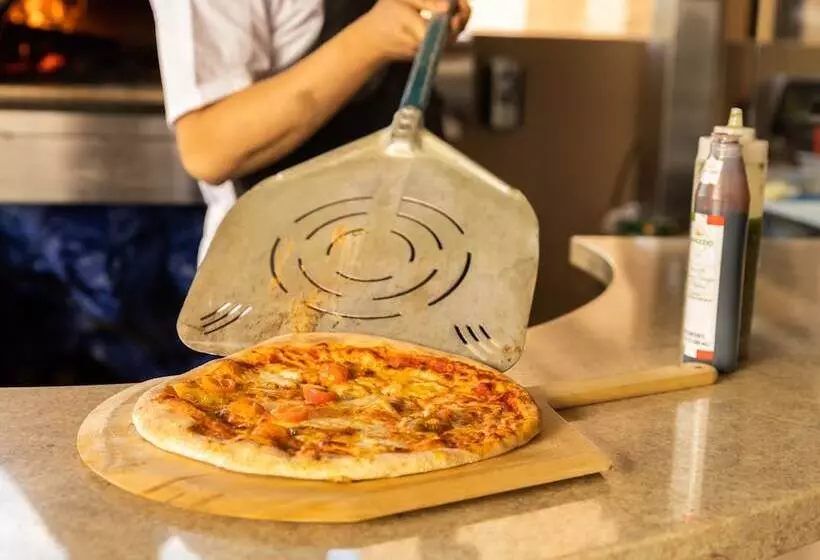 The Scottsdale Plaza Resort & Villas