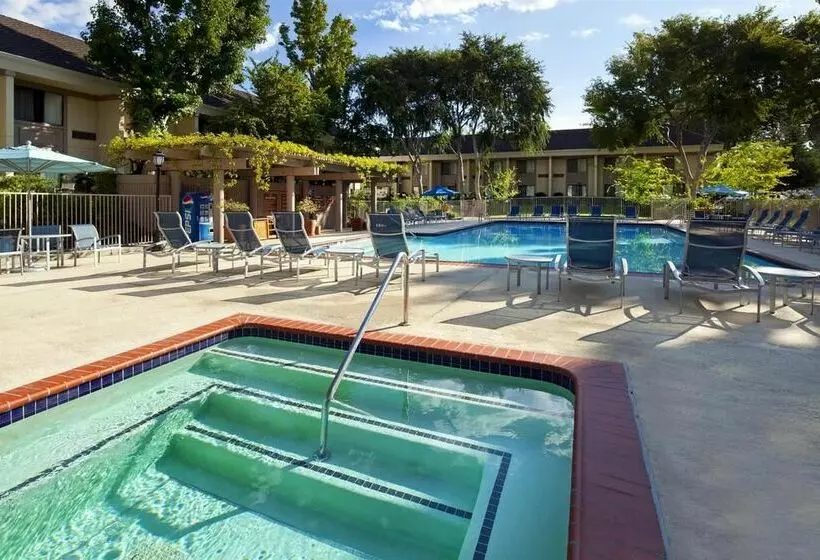 酒店 Mathilda At Moffett Park