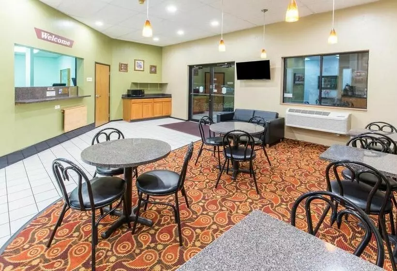 מוטל Super 8 By Wyndham Salem