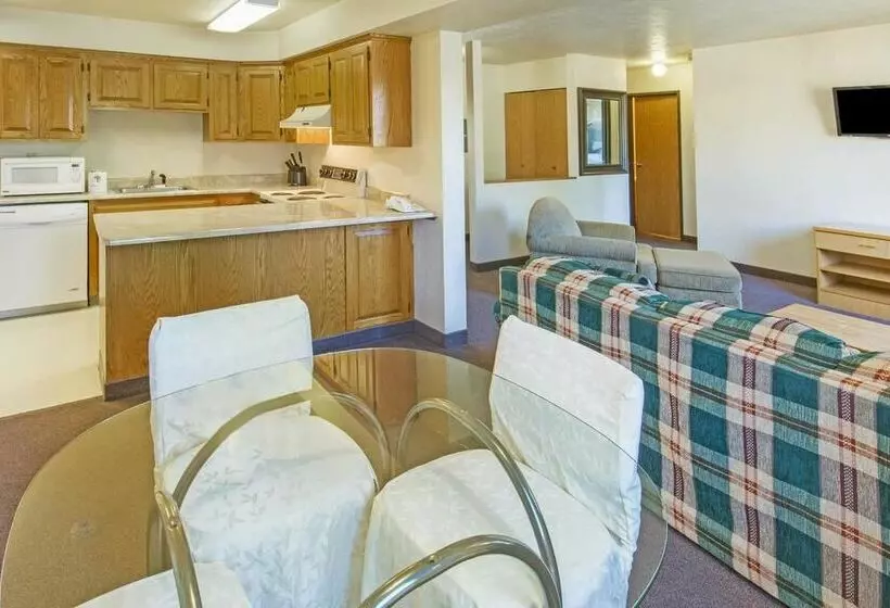 מוטל Super 8 By Wyndham Salem