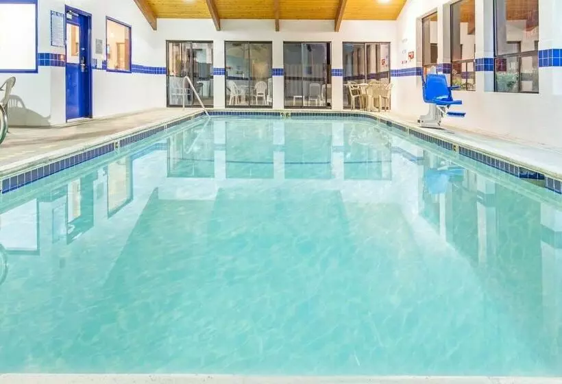 מוטל Super 8 By Wyndham Salem