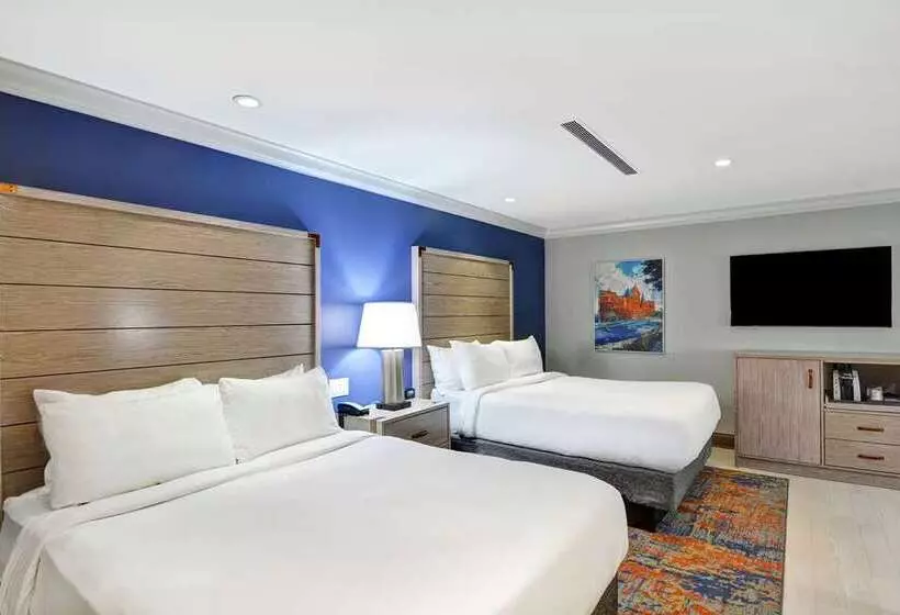 The Cincinnatian Hotel Curio Collection By Hilton