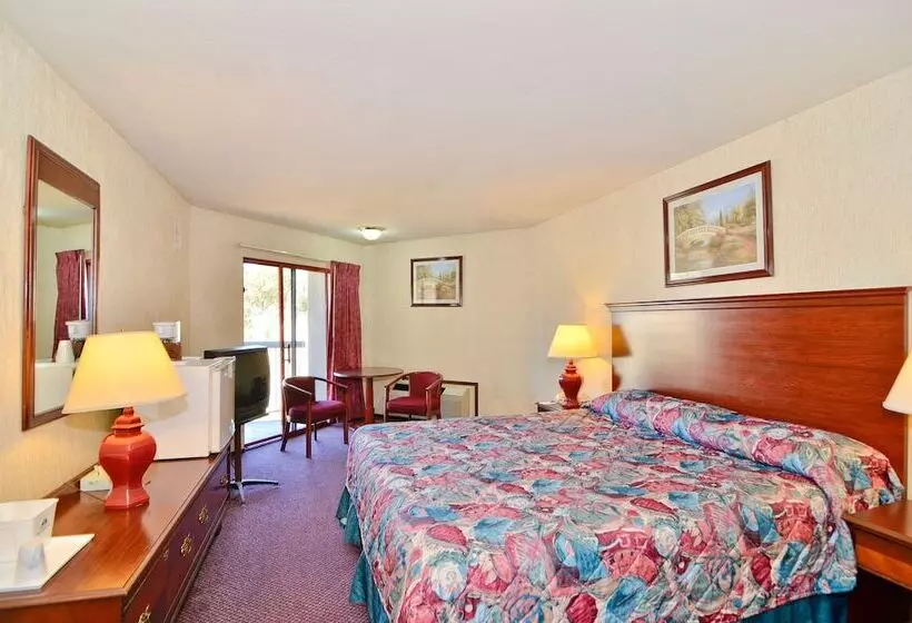 בית מלון כפרי America S Best Value Inn Of Novato