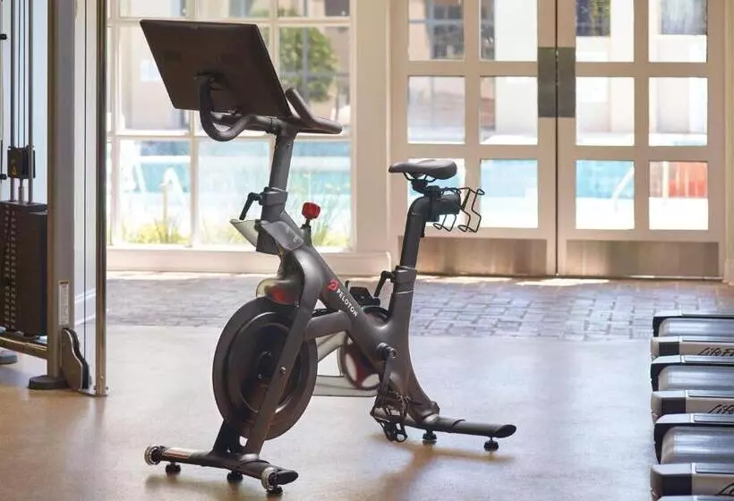 Отель Charlotte Marriott Southpark