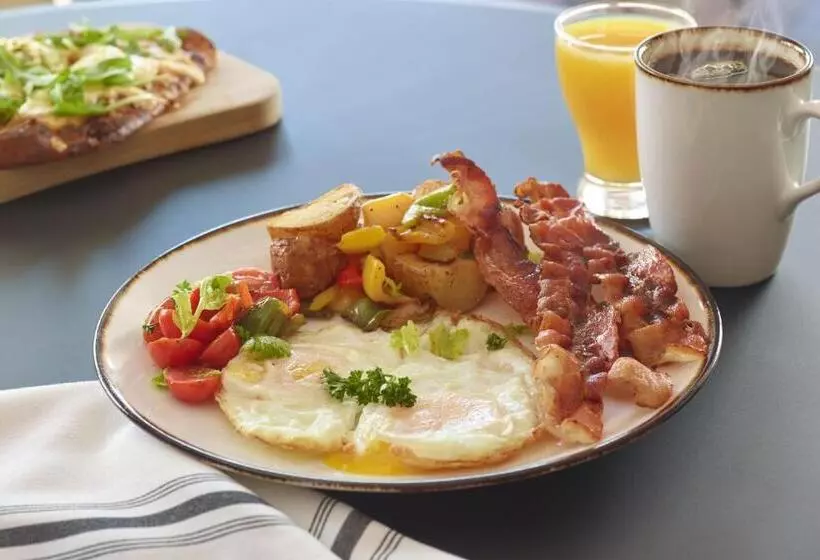 Отель Charlotte Marriott Southpark