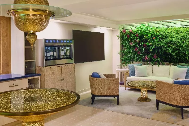 فندق Espacio  The Jewel Of Waikiki