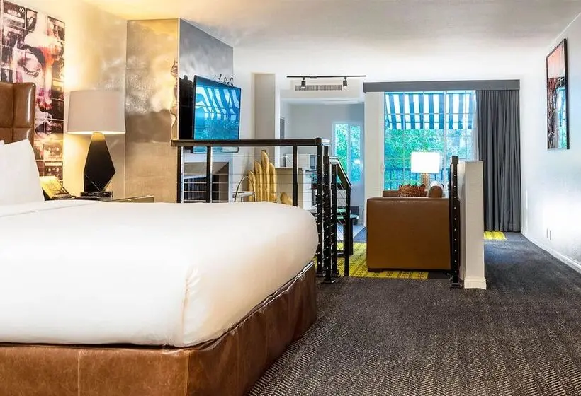 Отель Montrose At Beverly Hills