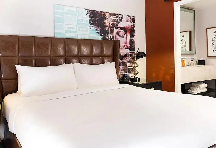 Отель Montrose At Beverly Hills