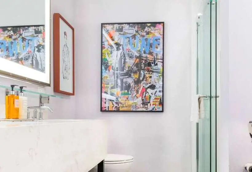 Отель Montrose At Beverly Hills