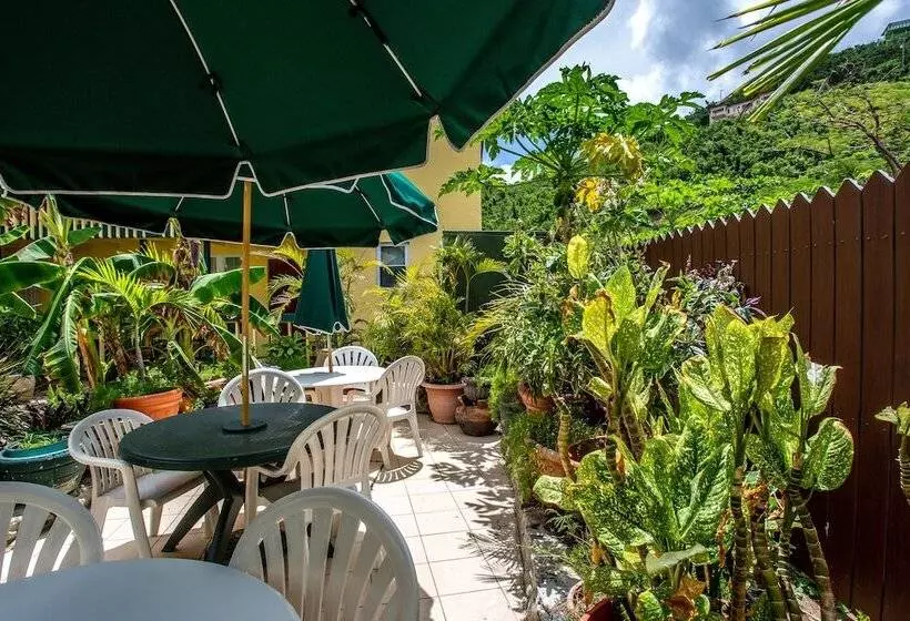 호텔 Sebastians On The Beach