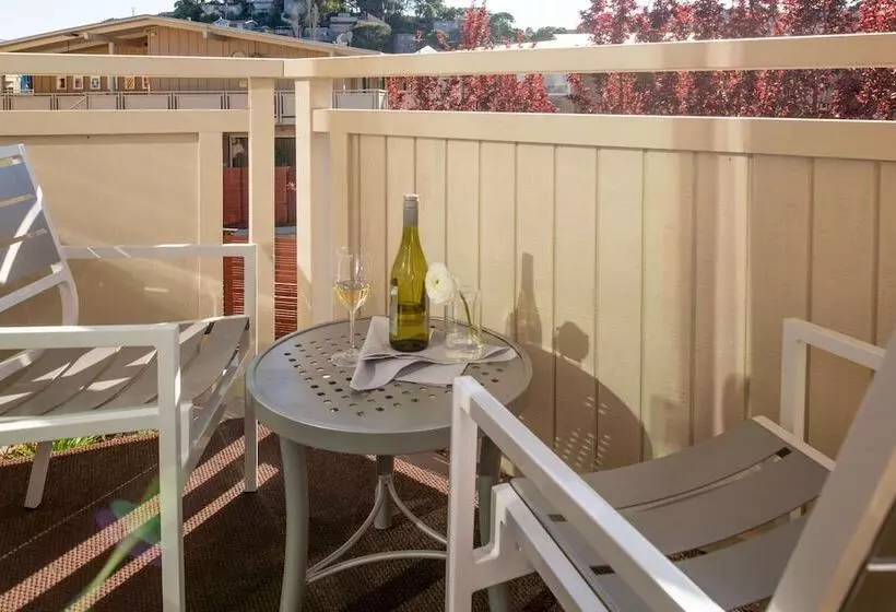 فندق The Lodge At Tiburon