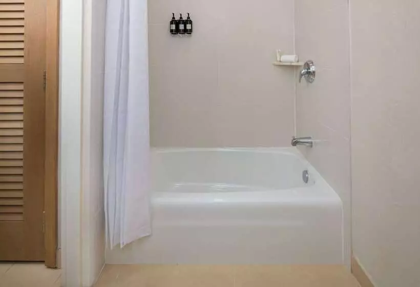 فندق The Lodge At Tiburon