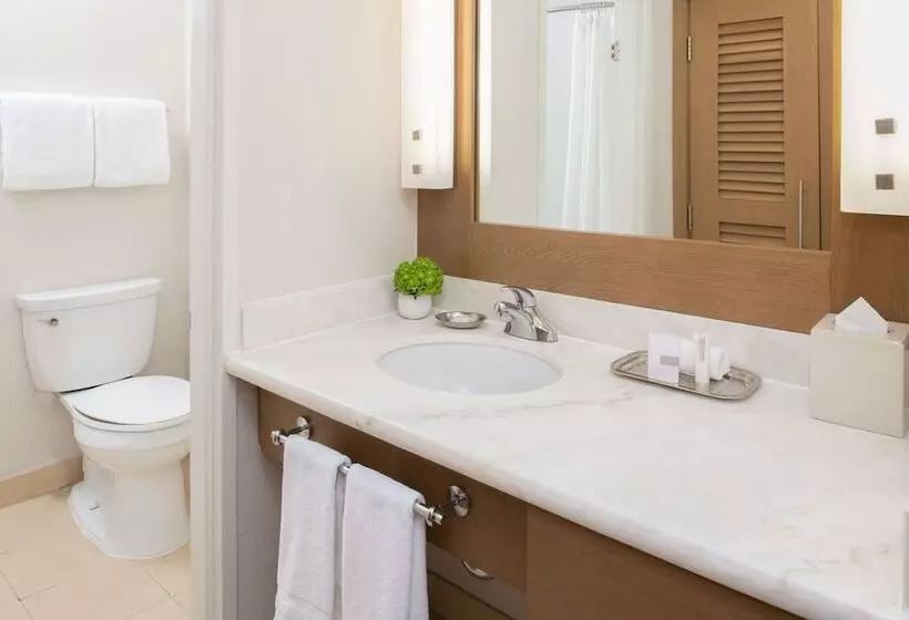 فندق The Lodge At Tiburon