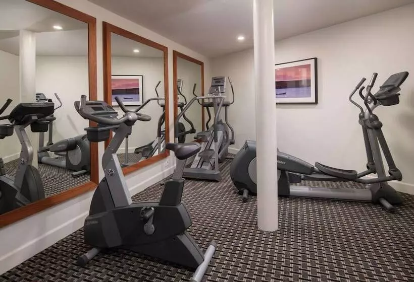 فندق The Lodge At Tiburon