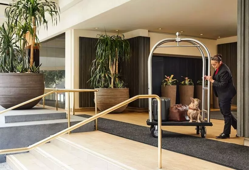 The Westin Bonaventure Hotel & Suites, Los Angeles