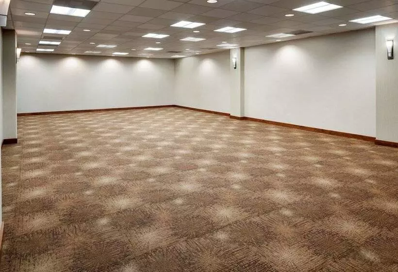 The Westin Bonaventure Hotel & Suites, Los Angeles