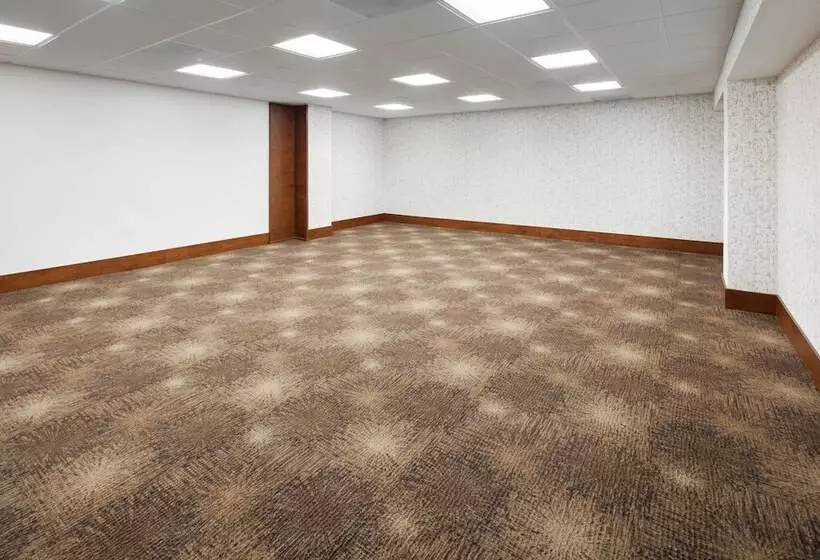 The Westin Bonaventure Hotel & Suites, Los Angeles