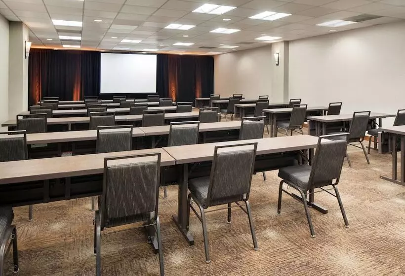 The Westin Bonaventure Hotel & Suites, Los Angeles