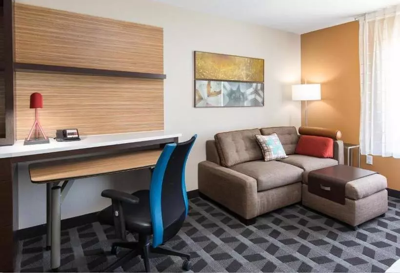 فندق Towneplace Suites Irvine Lake Forest