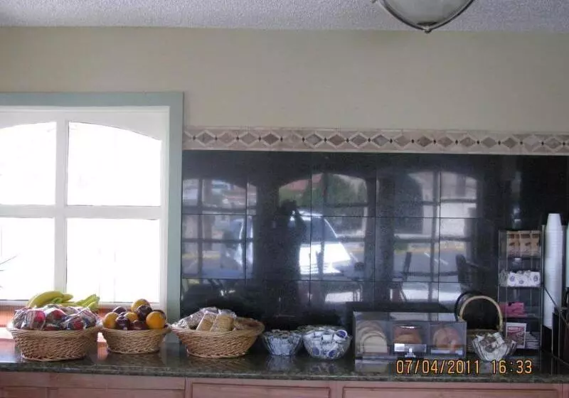 Отель Vagabond Inn Reno