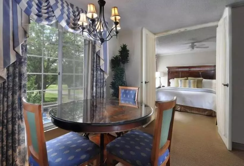 בית מלון כפרי Washington Duke Inn & Golf Club