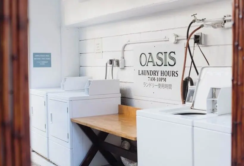 Oasis Hotel Waikiki