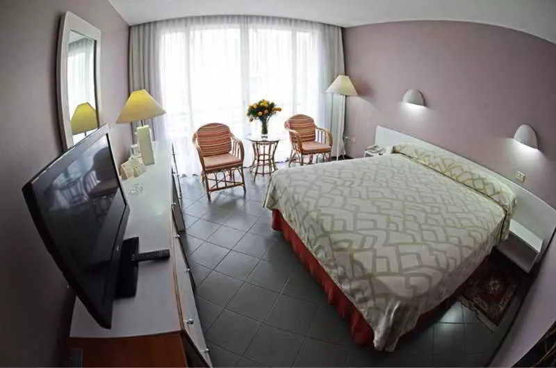 ホテル Paseo Las Mercedes